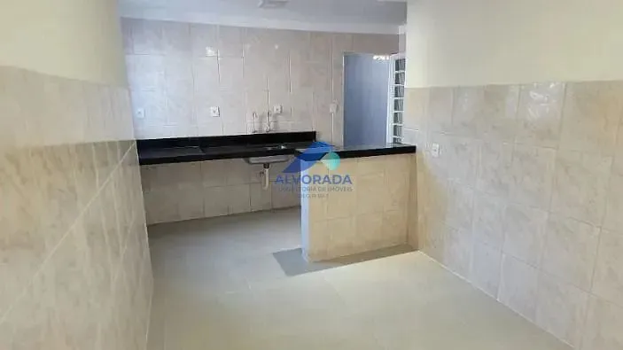 Casa, 2 quartos, 80 m² - Foto 1