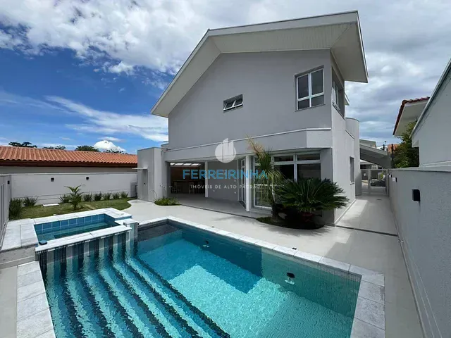 Casa com 450m² 3 quartos e 6 banheiros, à venda, no bairro Condomínio Esplanada do Sol em São José dos Campos