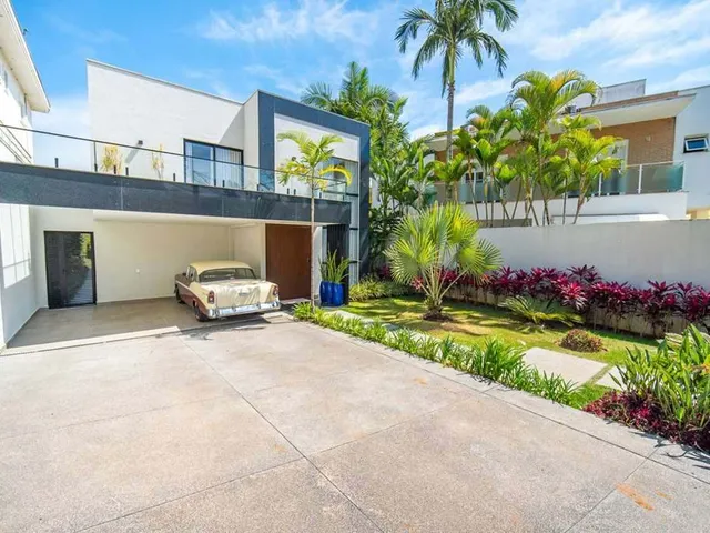 Casa com 550m² 4 quartos e 5 banheiros, à venda, no bairro São Paulo II em Cotia