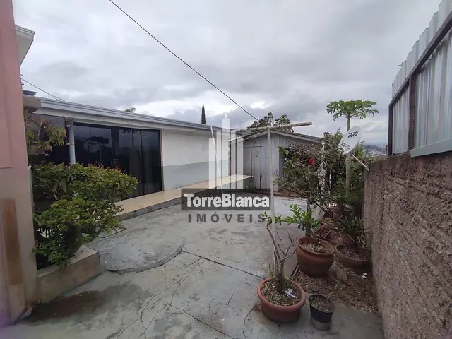 Casa com 100m² 2 quartos e 2 banheiros, à venda, no bairro Oficinas em Ponta Grossa