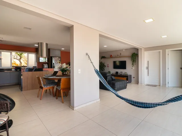 Casa com 390m² 3 quartos e 3 banheiros, à venda, no bairro Alphaville em Santana de Parnaíba