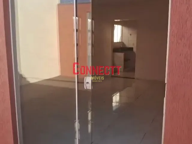 Casa 2 quartos e 1 banheiro, à venda, no bairro Parque das Oliveiras em Ribeirão Preto
