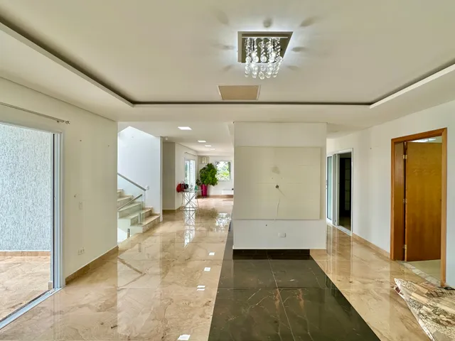 Casa com 26623m² 3 quartos e 5 banheiros, à venda, no bairro Moinho Velho em Embu das Artes