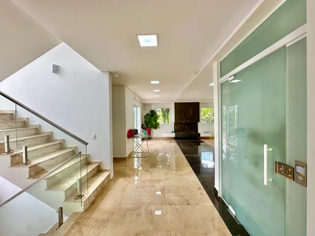 Casa com 26623m² 3 quartos e 5 banheiros, à venda, no bairro Moinho Velho em Embu das Artes