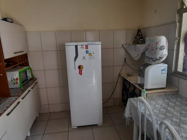 Casa 2 quartos e 1 banheiro, à venda, no bairro Frei Galvão em Potim