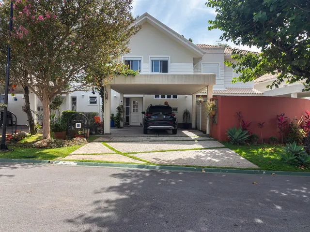 Casa com 367m² 3 quartos e 2 banheiros, à venda, no bairro Alphaville em Santana de Parnaíba