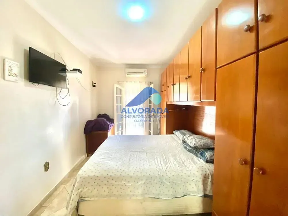 Casa, 4 quartos, 230 m² - Foto 11
