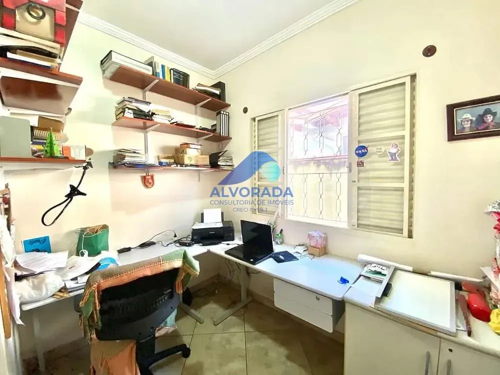 Casa, 4 quartos, 230 m² - Foto 12