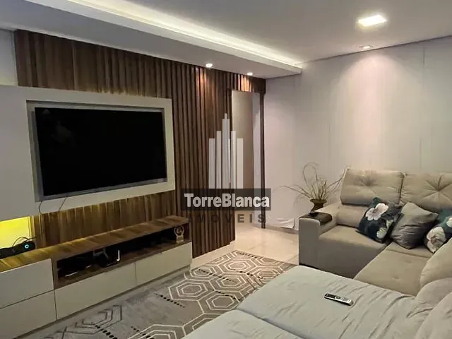 Casa com 462m² 3 quartos e 2 banheiros, à venda, no bairro Chapada em Ponta Grossa