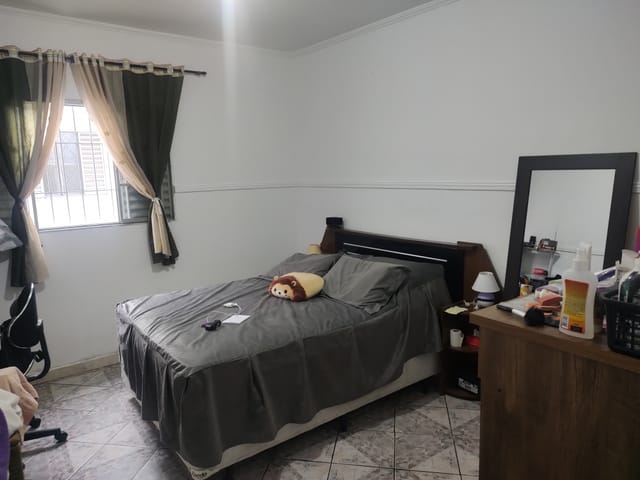Casa com 150m² 2 quartos e 1 banheiro, à venda, no bairro Jardim Gurilândia em Taubaté