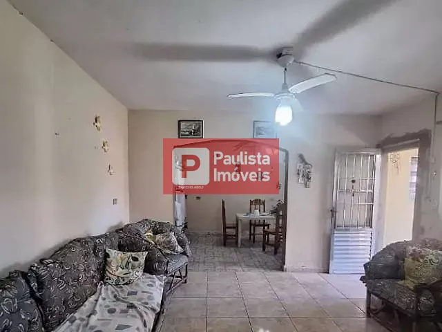 Casa 1 quarto e 2 banheiros, à venda, no bairro Loty em Itanhaém