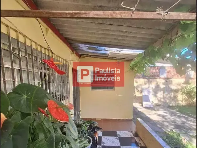 Casa 1 quarto e 2 banheiros, à venda, no bairro Loty em Itanhaém