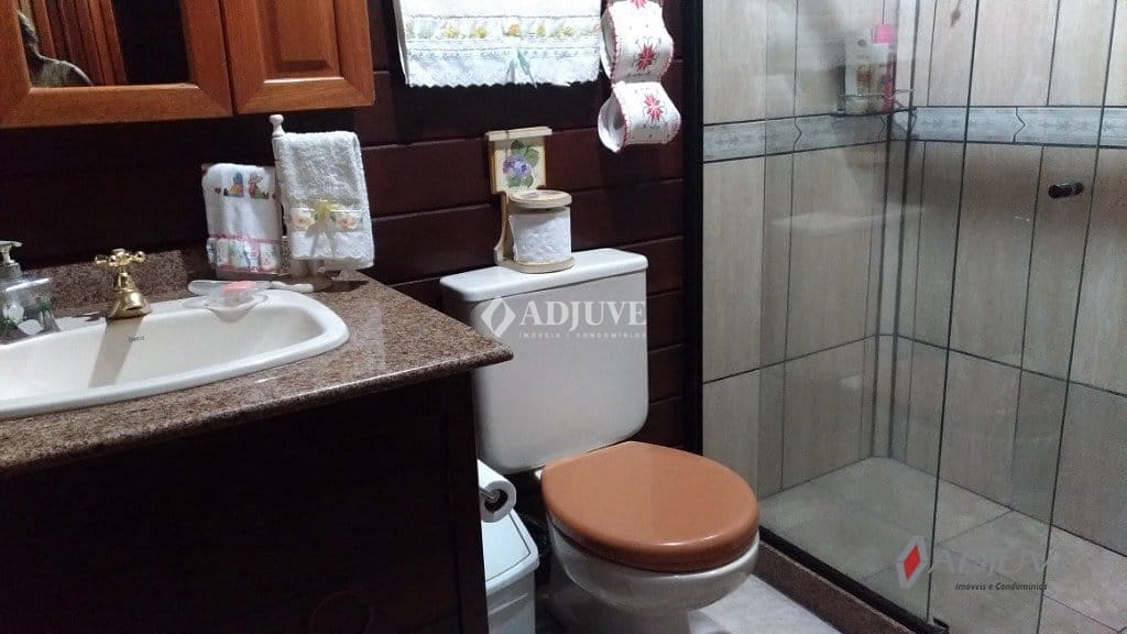 Casa à venda com 3 quartos, 160m² - Foto 8