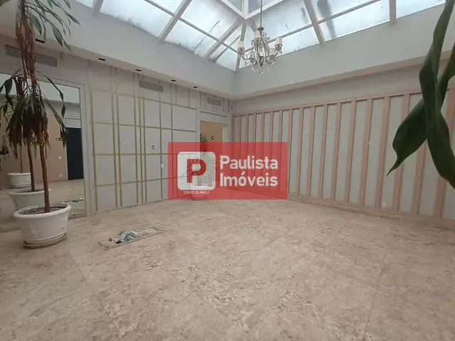 Casa para alugar, no bairro Vila Nova Conceição em São Paulo