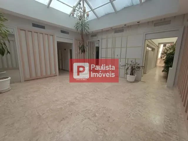 Casa para alugar, no bairro Vila Nova Conceição em São Paulo