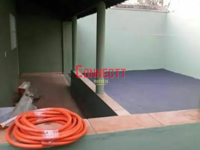 Casa com 250m² 3 quartos e 2 banheiros, à venda, no bairro Parque das Figueiras em Ribeirão Preto