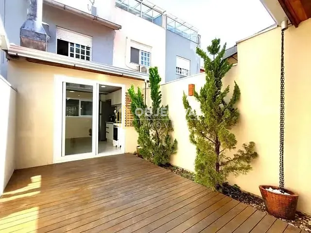 Casa com 105m² 3 quartos e 2 banheiros, à venda, no bairro Jardim Itu em Porto Alegre