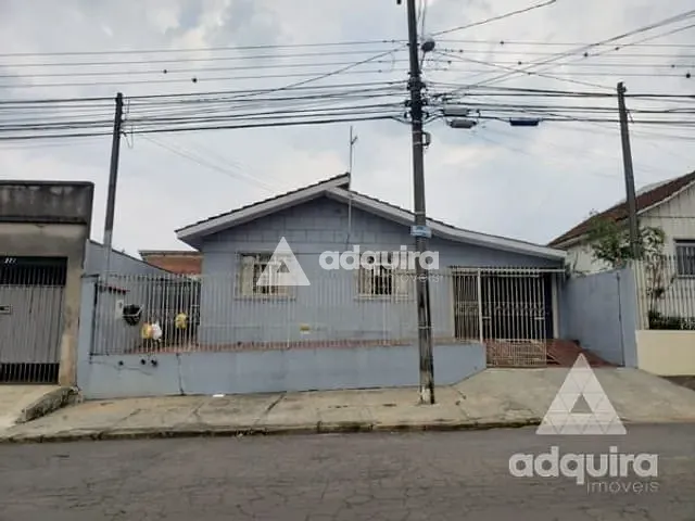 Casa com 240m² 3 quartos e 1 banheiro, à venda, no bairro Nova Rússia em Ponta Grossa