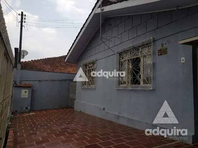 Casa com 240m² 3 quartos e 1 banheiro, à venda, no bairro Nova Rússia em Ponta Grossa