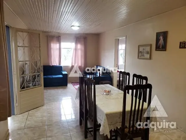 Casa com 240m² 3 quartos e 1 banheiro, à venda, no bairro Nova Rússia em Ponta Grossa