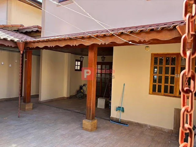 Casa 4 quartos e 5 banheiros, à venda, no bairro Chácara Nossa Senhora do Bom Conselho em São Paulo