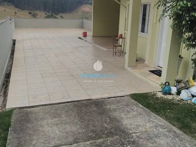 Casa com 1000m² 4 quartos e 6 banheiros, à venda, no bairro Condomínio Residencial Mirante do Vale em Jacareí