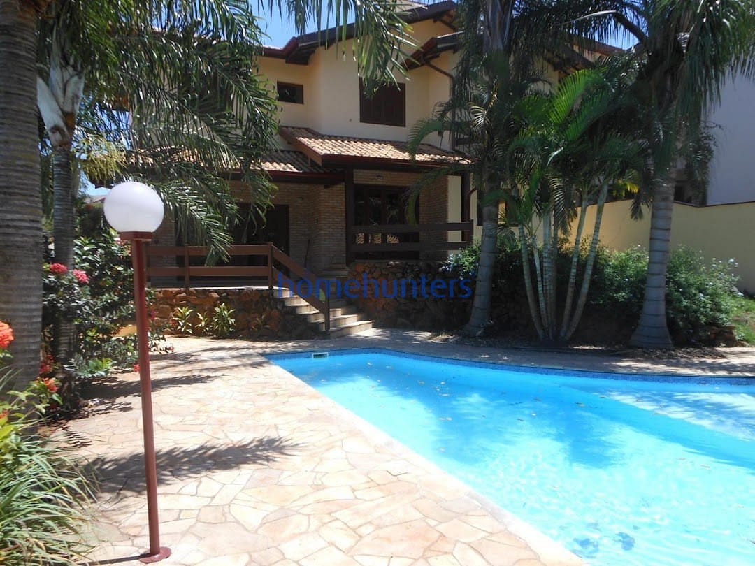 Casa à venda com 3 quartos, 295m² - Foto 2
