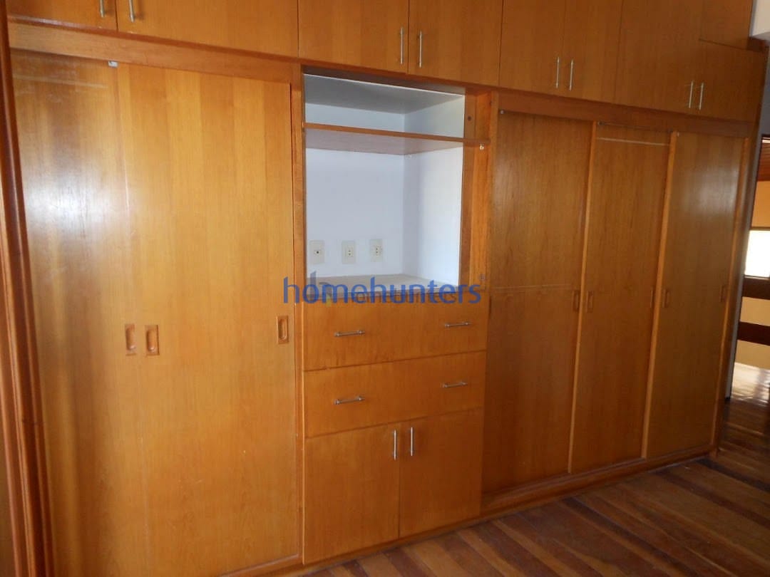 Casa à venda com 3 quartos, 295m² - Foto 10