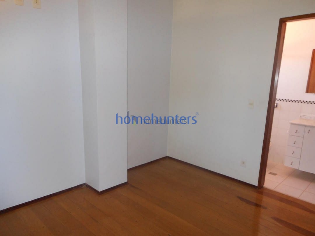 Casa à venda com 3 quartos, 295m² - Foto 44