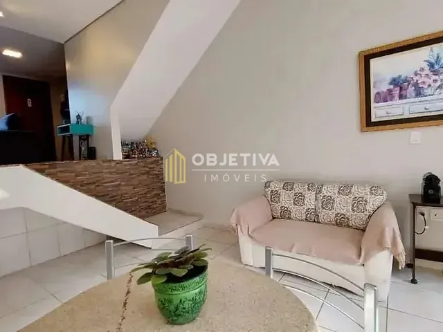 Casa com 227m² 4 quartos e 5 banheiros, à venda, no bairro Partenon em Porto Alegre