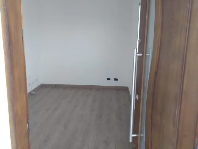 Casa 3 quartos e 2 banheiros, à venda, no bairro Jardim Estela Mari em Cotia