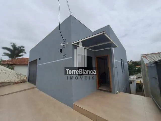 Casa com 242m² 3 quartos e 2 banheiros, à venda, no bairro Uvaranas em Ponta Grossa