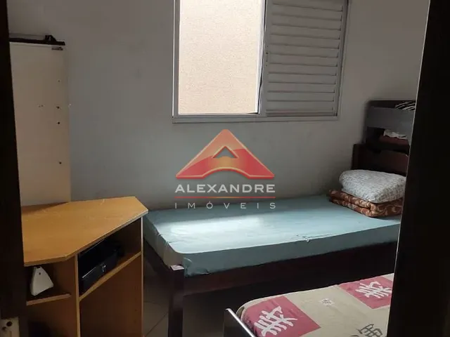 Casa com 150m² 3 quartos e 1 banheiro, à venda, no bairro Vila Industrial em São José dos Campos