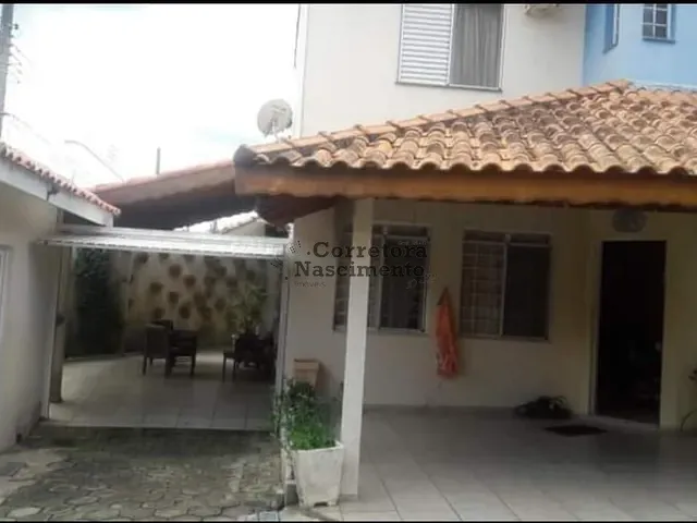 Casa com 105m² 2 quartos e 1 banheiro, à venda, no bairro Jardim Do Portal em Jacareí