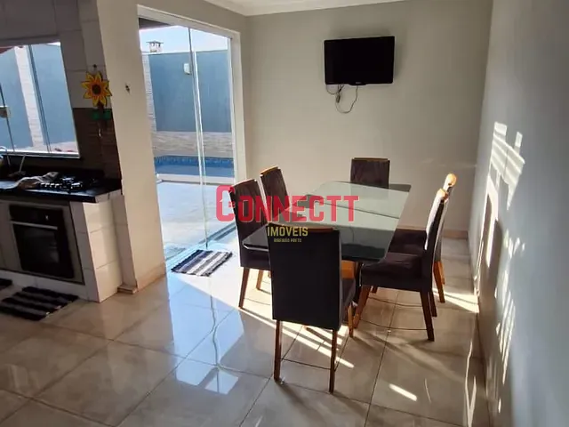 Casa com 200m² 3 quartos e 4 banheiros, à venda, no bairro Jardim Arlindo Laguna em Ribeirão Preto