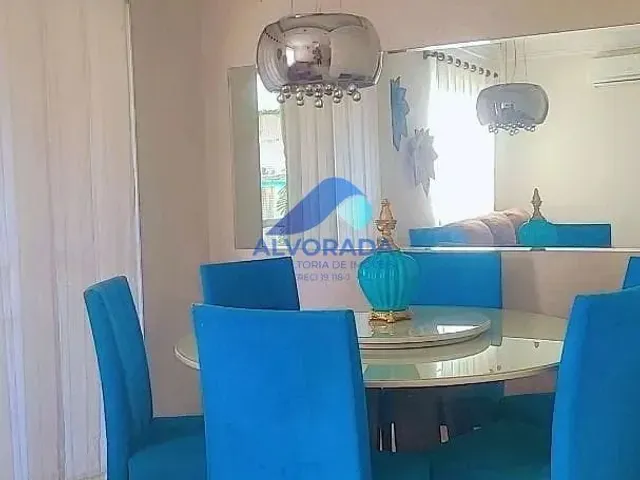 Casa com 10m² 3 quartos e 2 banheiros, à venda, no bairro Villa Branca em Jacareí