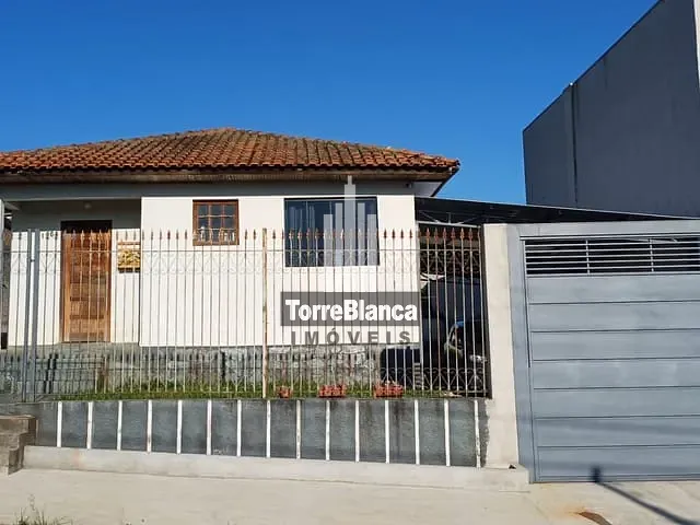 Casa com 495m² 2 quartos e 1 banheiro, à venda, no bairro Olarias em Ponta Grossa