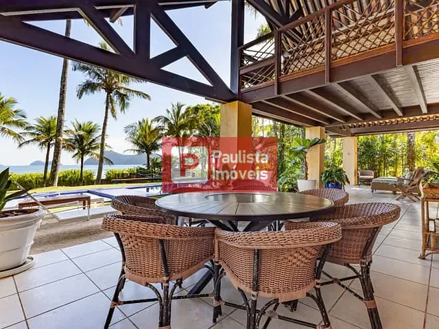 Casa com 471m² 7 quartos e 8 banheiros, à venda, no bairro Baleia em São Sebastião