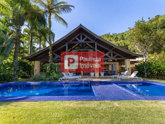 Casa com 471m² 7 quartos e 8 banheiros, à venda, no bairro Baleia em São Sebastião