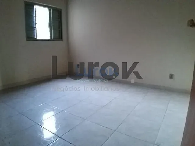 Casa com 250m² 3 quartos e 1 banheiro, à venda, no bairro Jardim Paulista em Valinhos