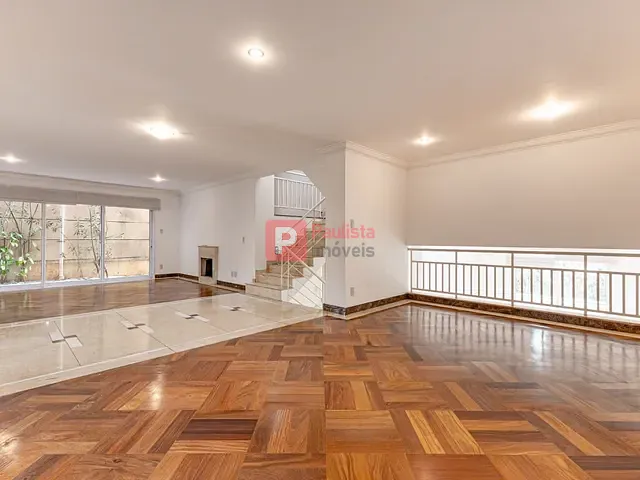 Casa com 568m² 4 quartos e 5 banheiros, à venda, no bairro Jardim Leonor em São Paulo