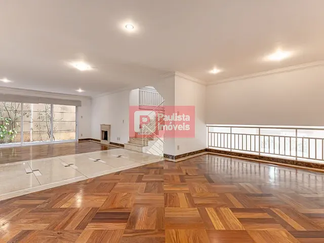 Casa com 568m² 4 quartos e 5 banheiros, à venda, no bairro Jardim Leonor em São Paulo