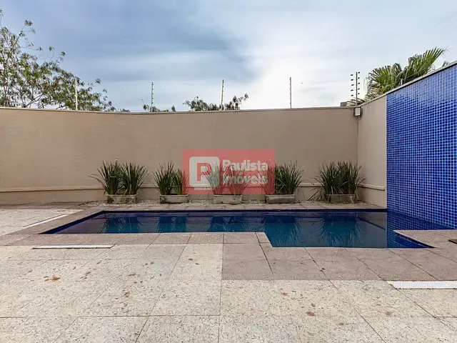 Casa com 568m² 4 quartos e 5 banheiros, à venda, no bairro Jardim Leonor em São Paulo