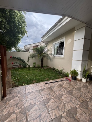 Casa à Venda, 2 quartos, Garagem Coberta, Próximo ao Lago de Olarias, Oficinas.