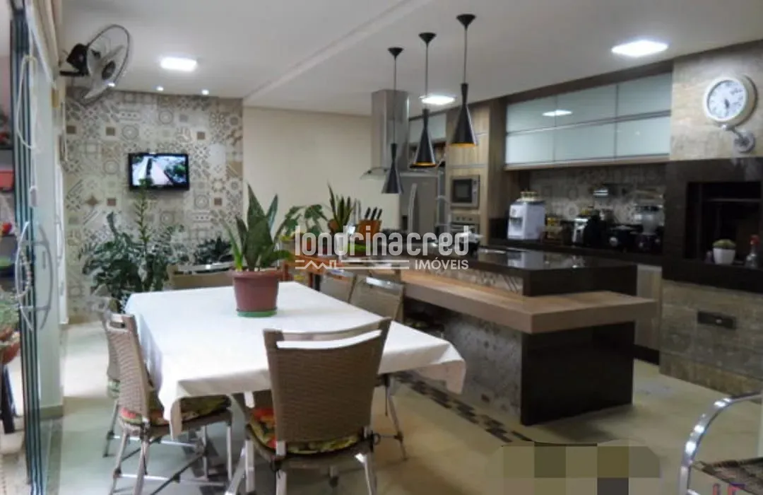 Casa, 1 quarto, 560 m² - Foto 10