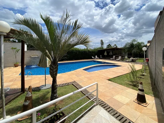 Casa com 250m² 3 quartos e 3 banheiros, à venda, no bairro Pitas em Cotia
