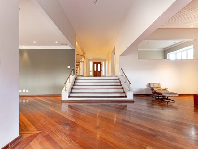 Foto do Casa - Casa de Alto Padrão Próxima ao Hospital Einstein + 4 Suítes e Lazer Completo ao Lado do Paineiras +  Residência Exclusiva com Jardim e Piscina | Paulista Imóveis