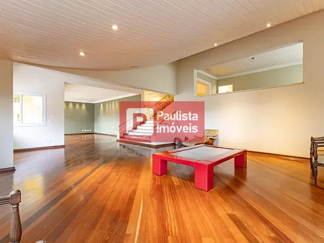 Casa com 754m² 4 quartos e 6 banheiros, à venda, no bairro Jardim Leonor em São Paulo