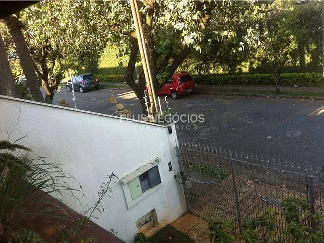 Casa com 701m² 4 quartos e 6 banheiros, à venda, no bairro Jardim Paulistano em Sorocaba