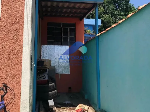 Casa com 312m² 7 quartos e 3 banheiros, à venda, no bairro Vila São Benedito em São José Dos Campos